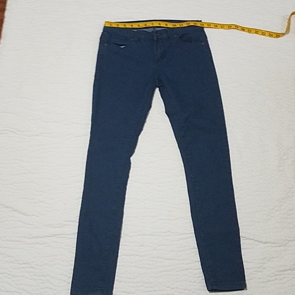 Jeans - Picture 2 of 4